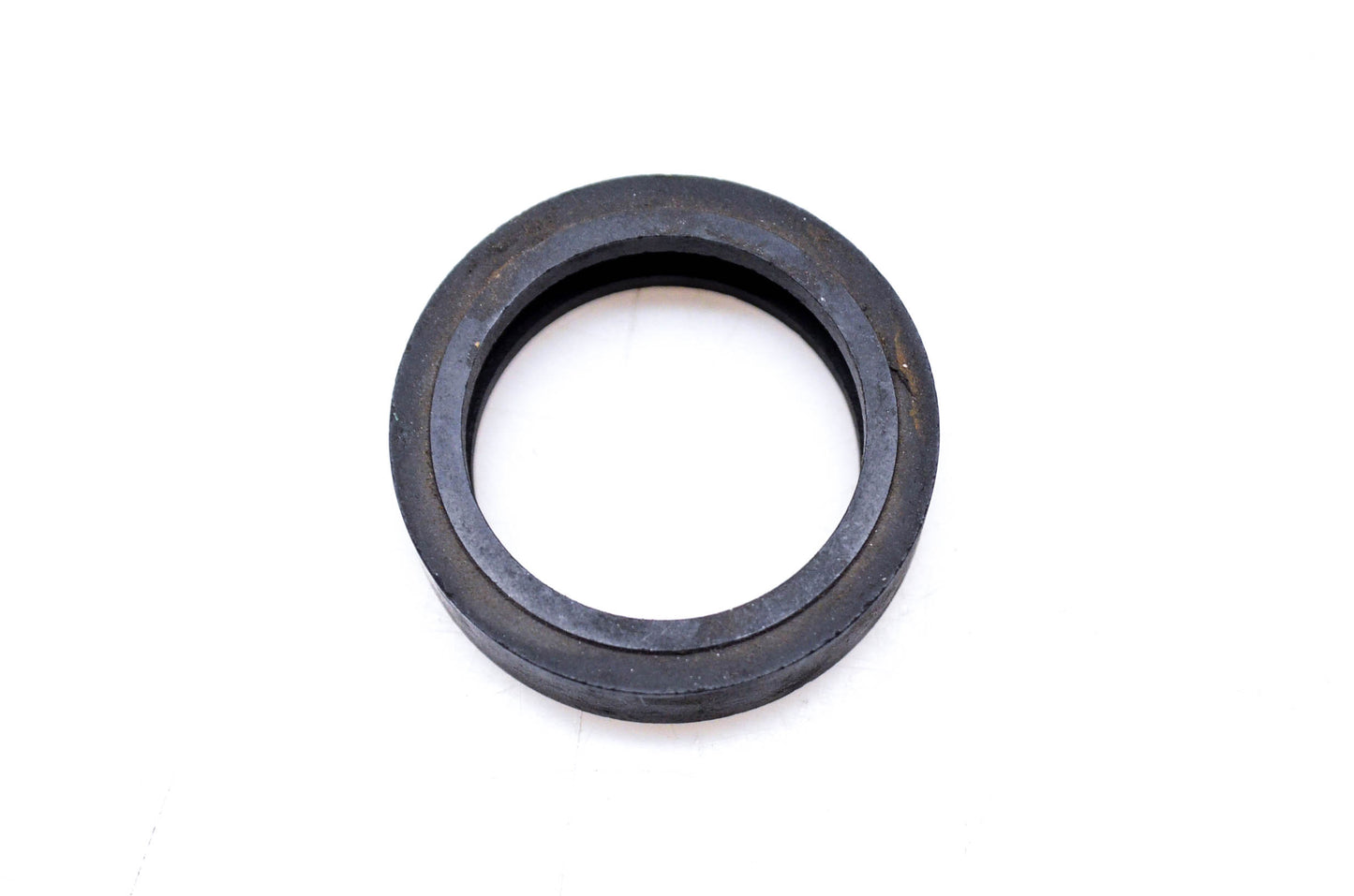OMC 305119 Lower Bearing Seal NOS