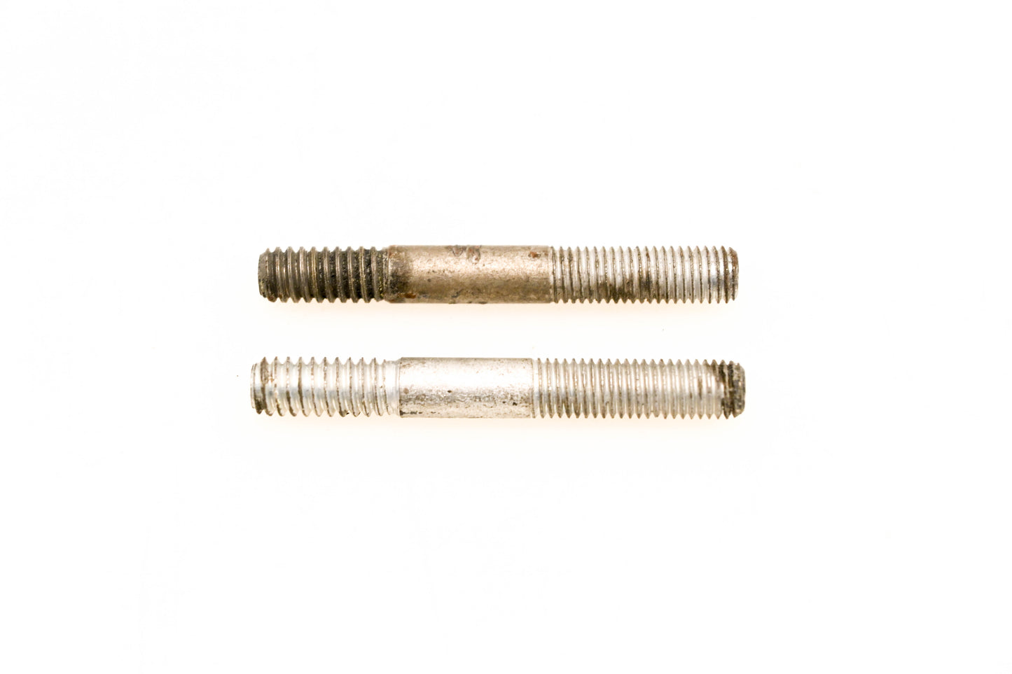 OMC 308354 Studs Qty 2