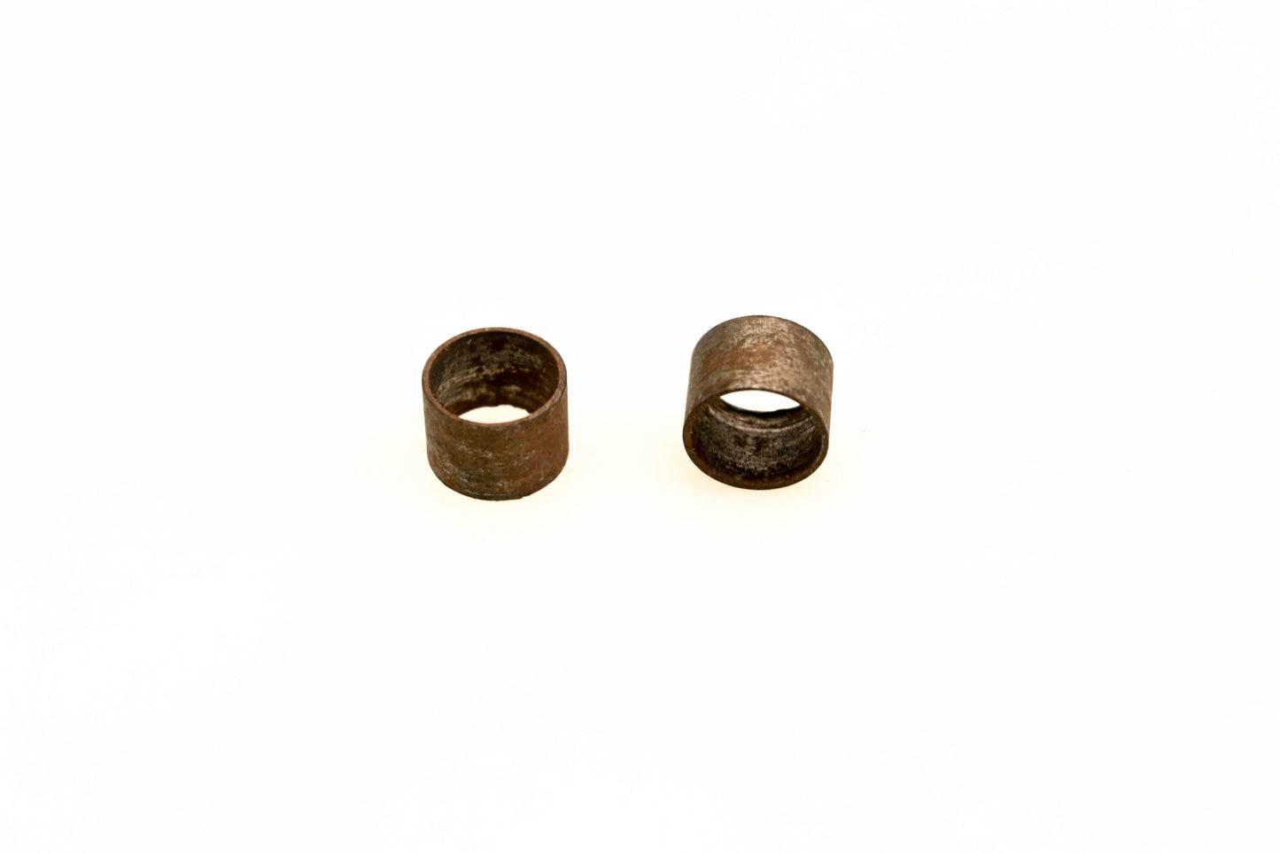 OMC 309614 Dowels Qty 2 NOS