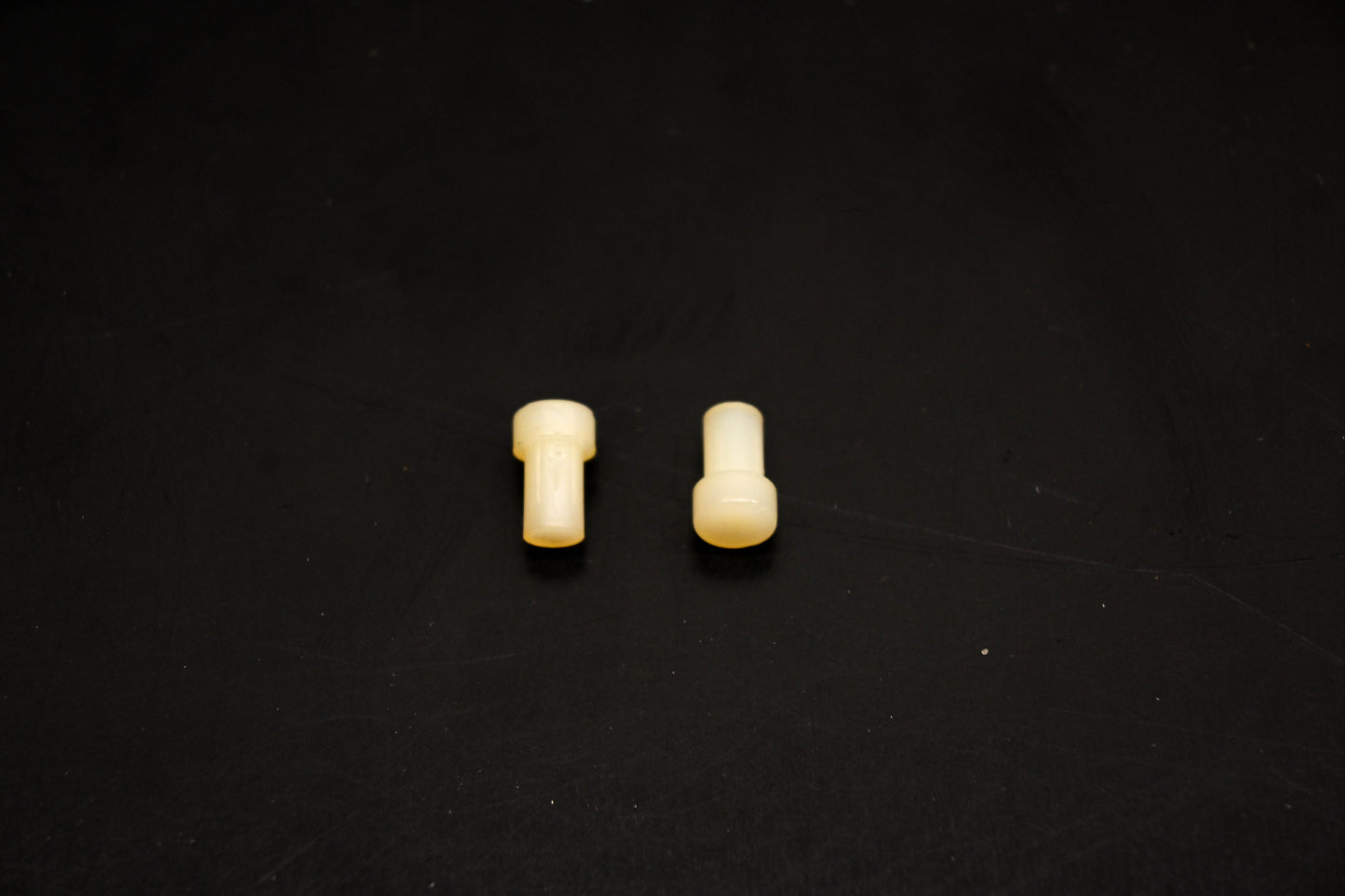 OMC 304500 Guide Pins Qty 2 NOS