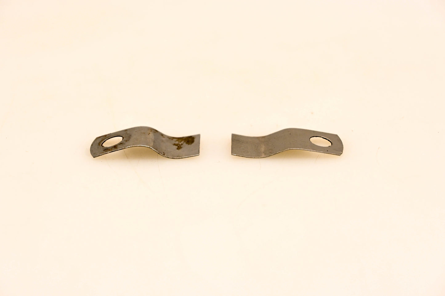 OMC 303324 Clamp Plates Qty 2