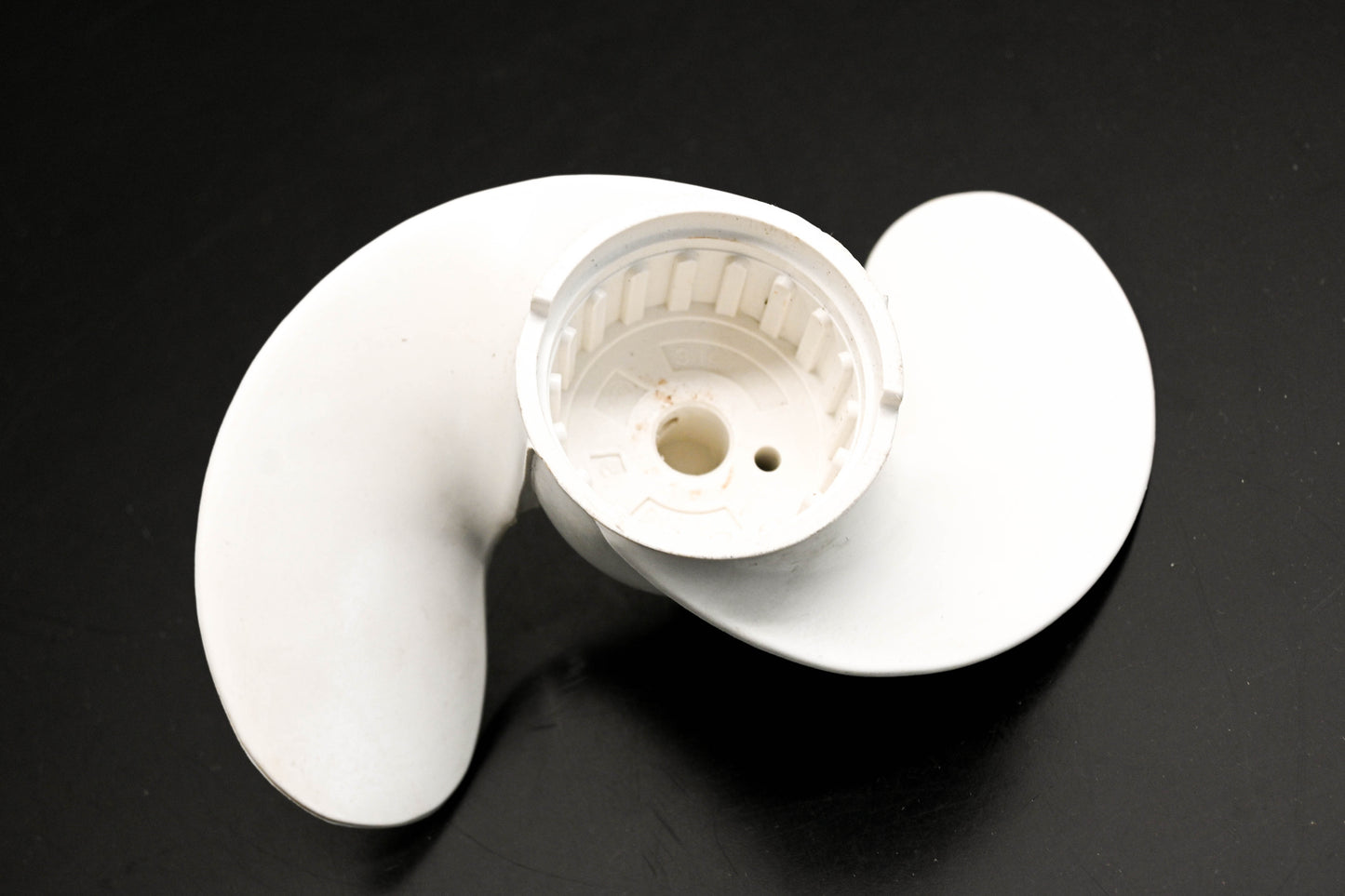 OMC 319004 Plastic Propeller NOS