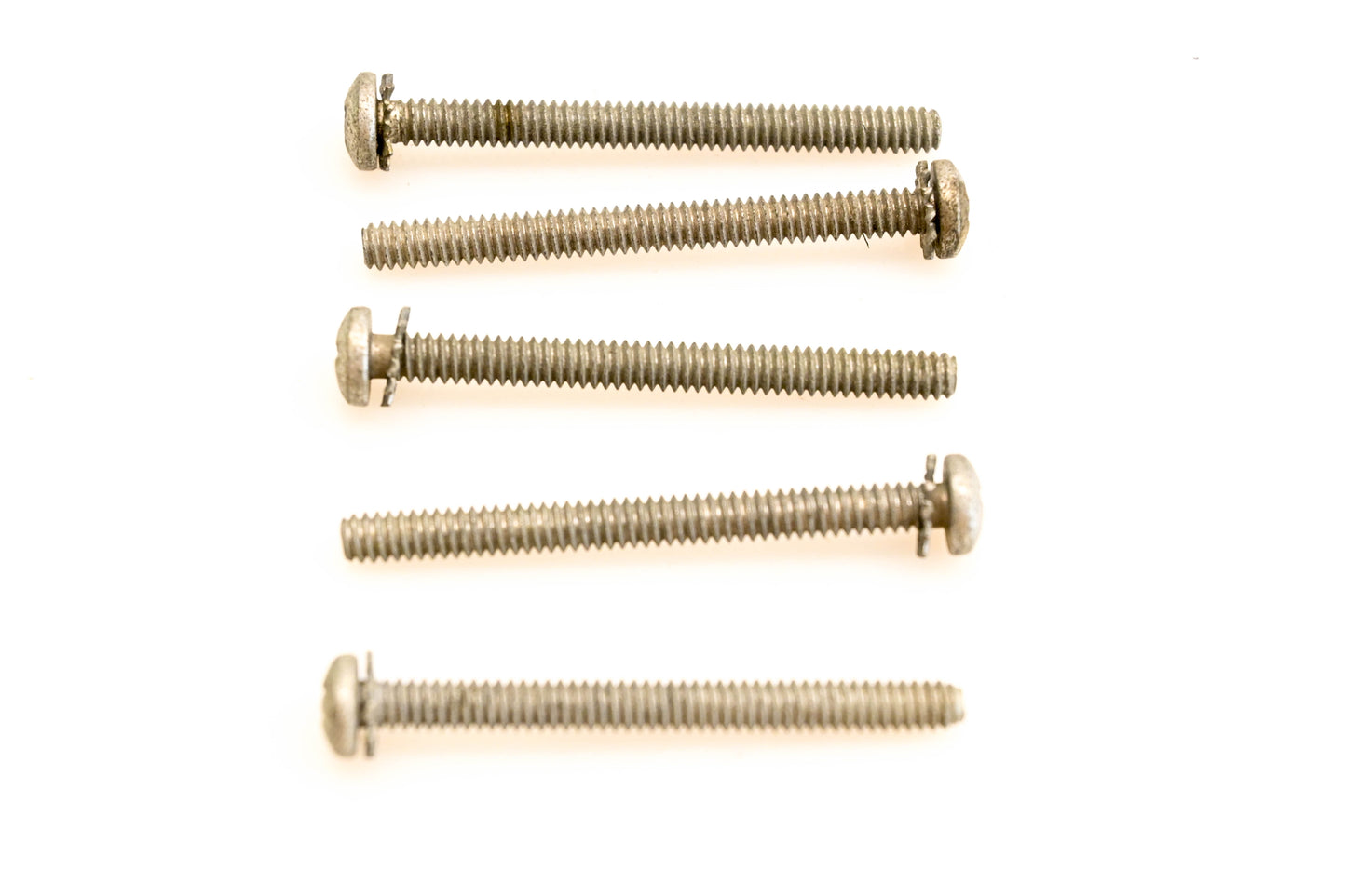 OMC 313740 Screws Qty 5 NOS