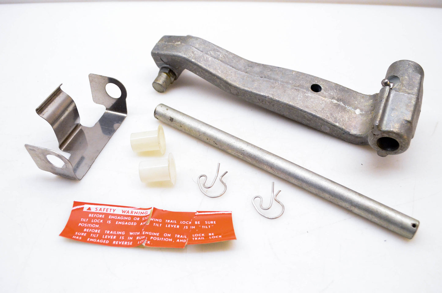 OMC 386683 Trailering Lock Kit NOS