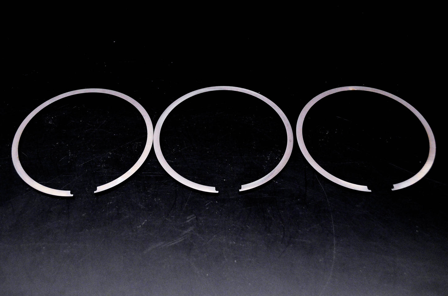 OMC 383654 Piston Ring Kit NOS