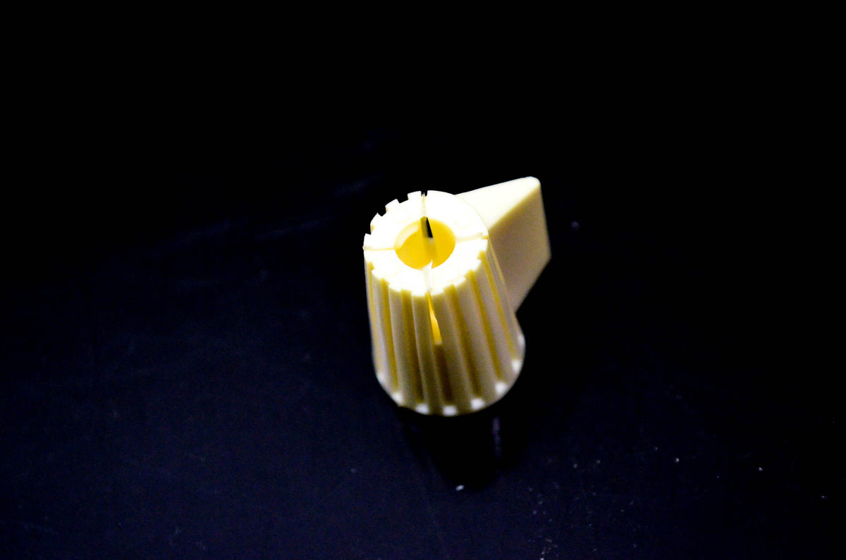 OMC 204701 Carburetor Knob NOS