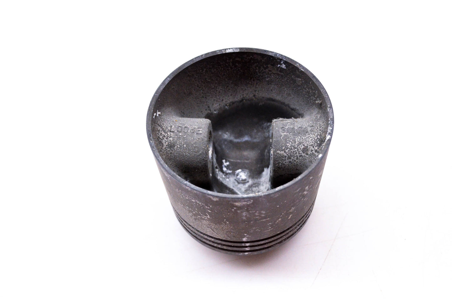 OMC 380569 Piston NOS