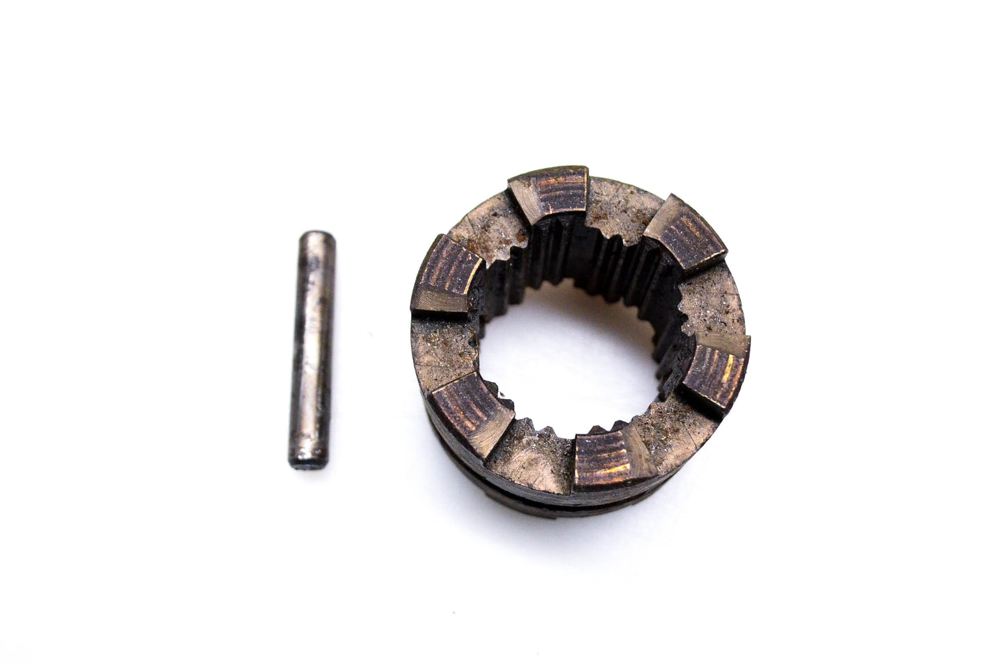 OMC 334516, 18-2216, 337774 Clutch Dog Shifter w/Pin