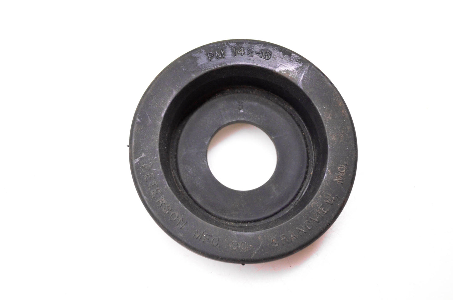 Peterson PM 142-18 Grommet Round 2.5"