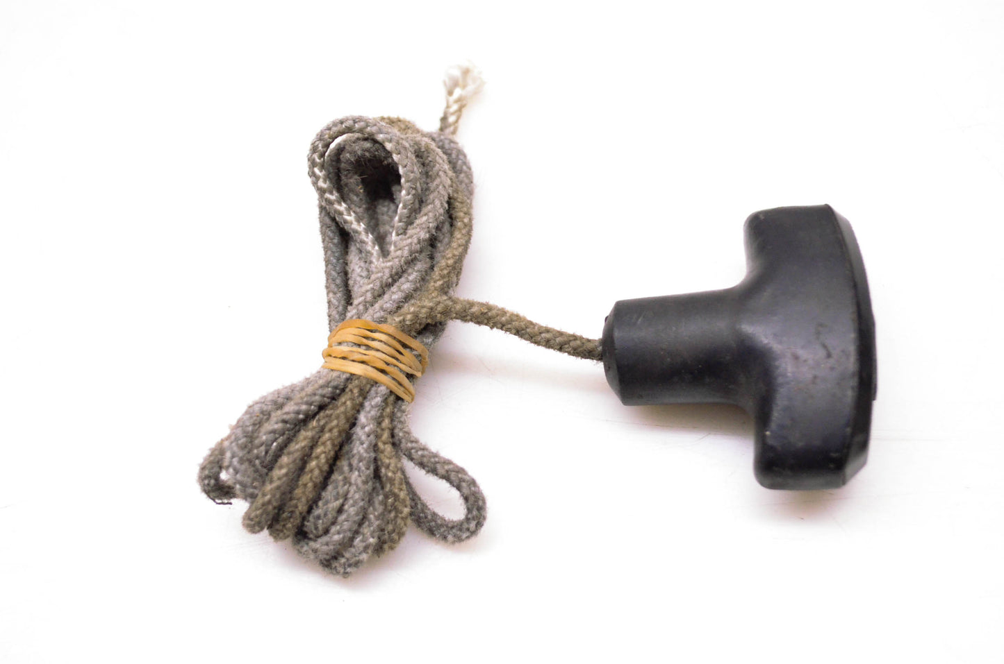 OEM Briggs & Stratton 490652 Starter Rope Grip