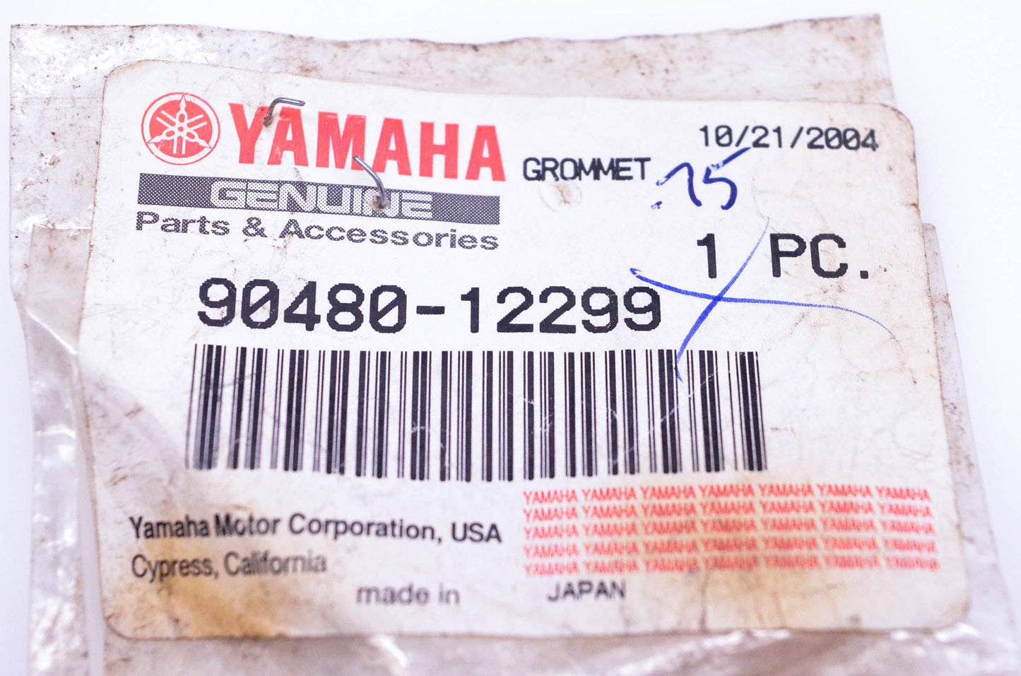 New OEM Yamaha 90480-12299-00 Grommet NOS