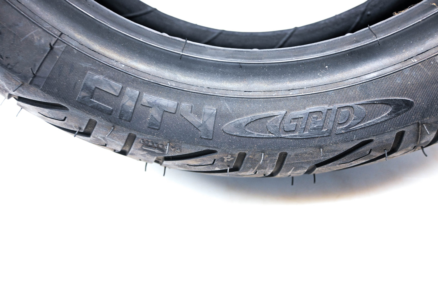 Michelin 236719 Front Tire City Grip Tubeless 120/70-12 NOS