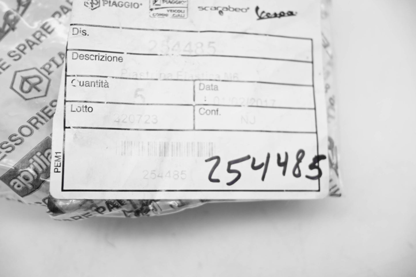 Piaggio 254485 Nut Plate NOS