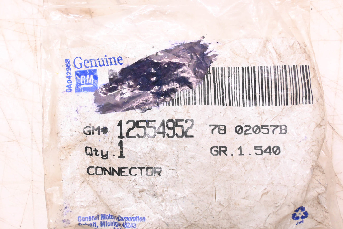 General Motors 12554952 Engine Oil Cooler Connector NOS