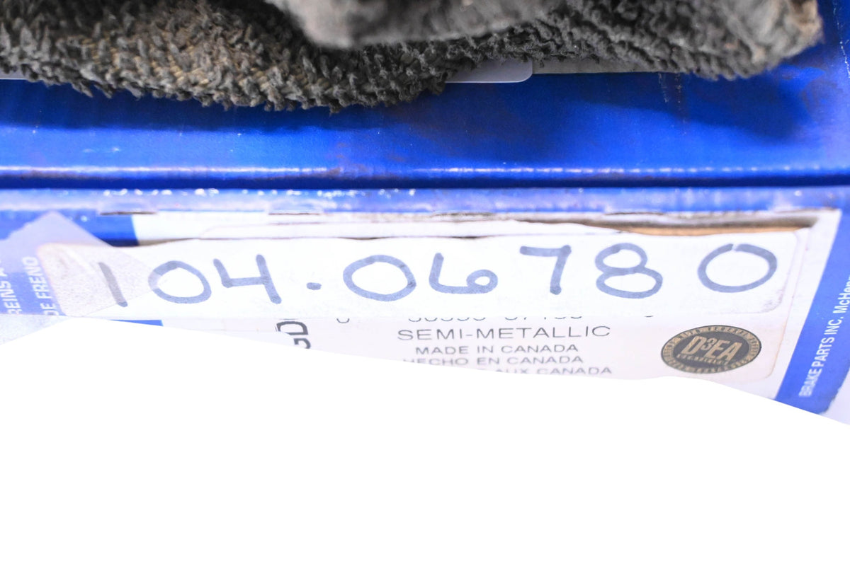 StopTech 104-06780 PosiQuiet Semi-Metallic Brake Pad Kit NOS