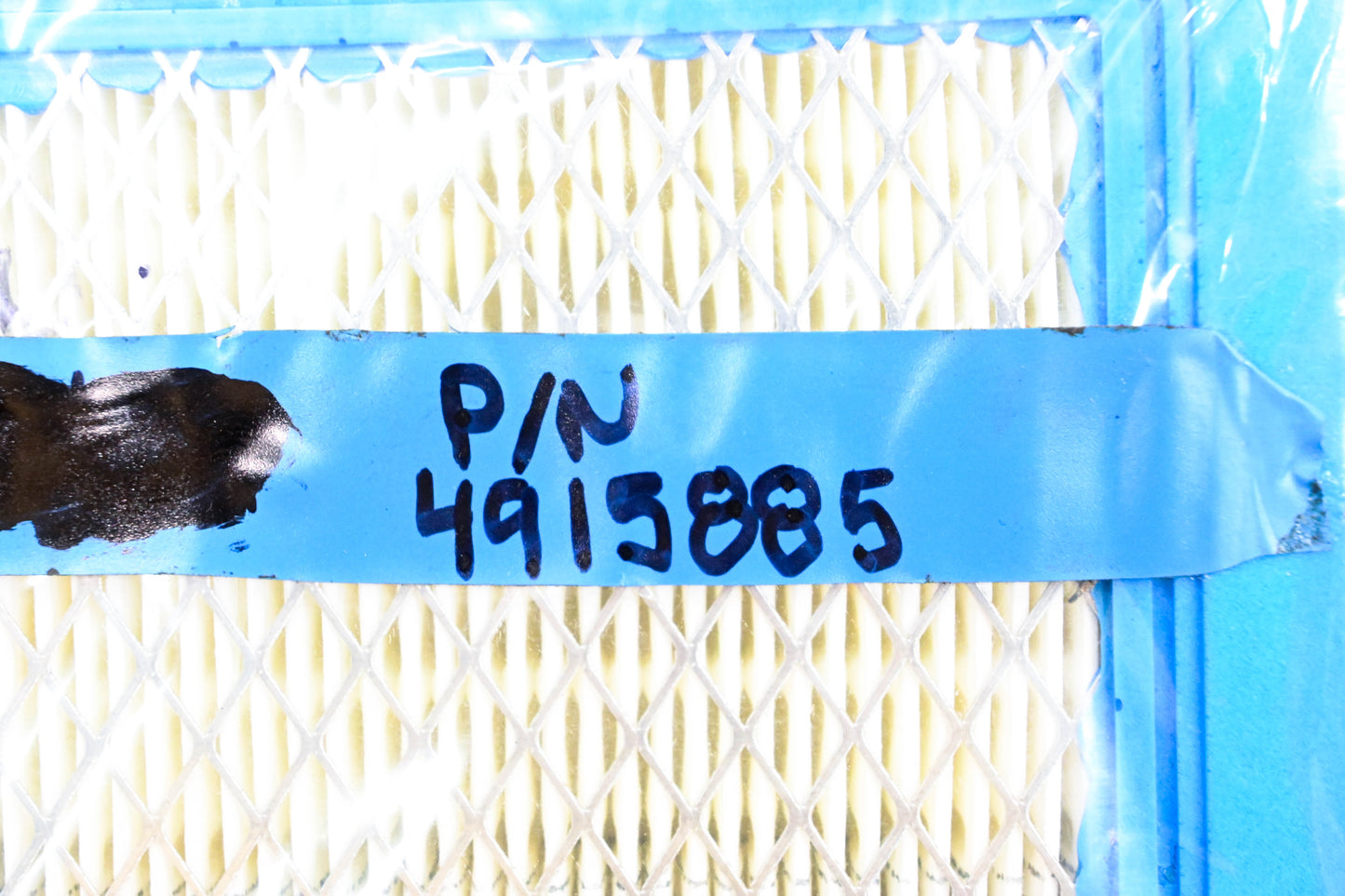 New OEM Briggs & Stratton 4915885 Air Filter Qty 2 NOS