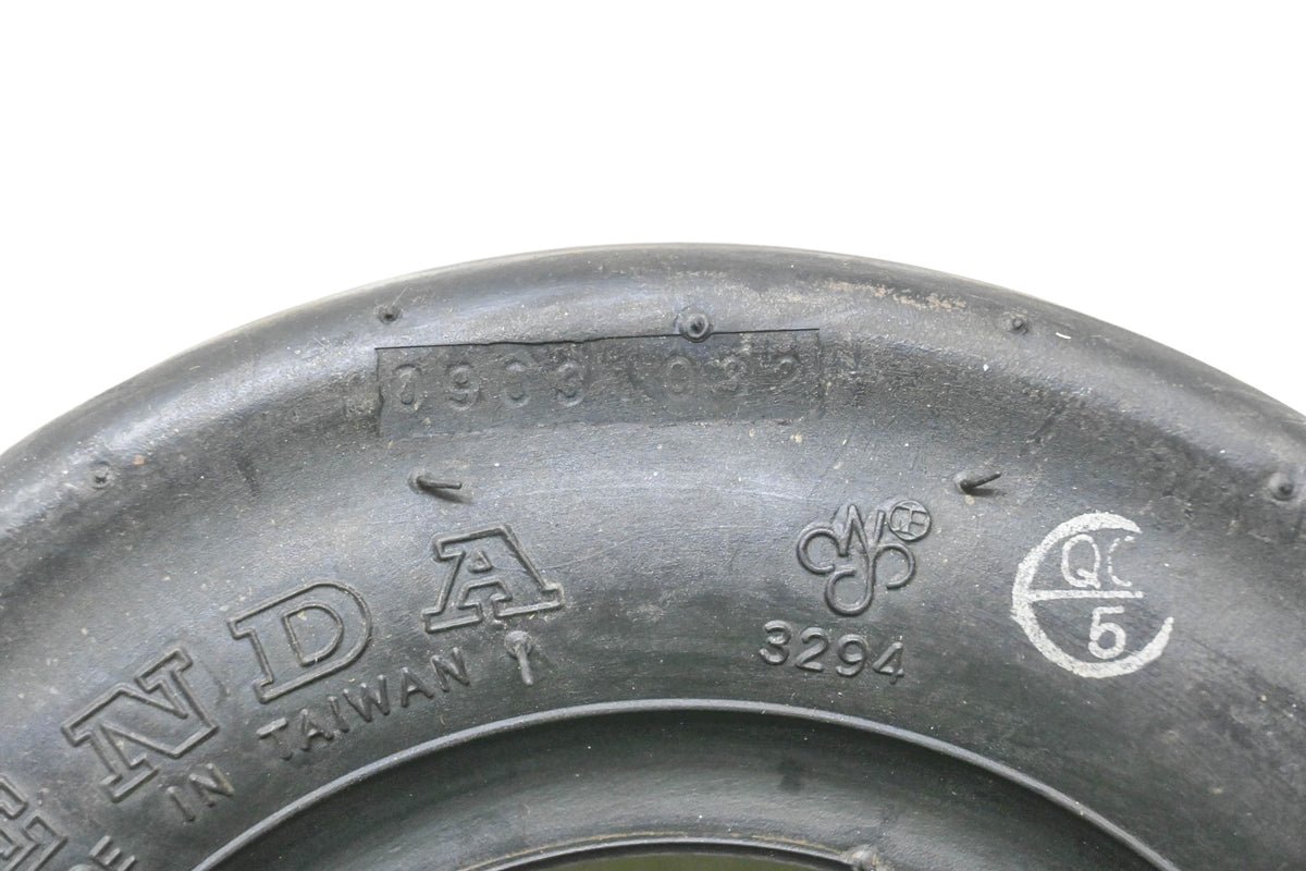 New OEM Briggs & Stratton 5021181X1SM Kenda Tire 9x350-4 NOS