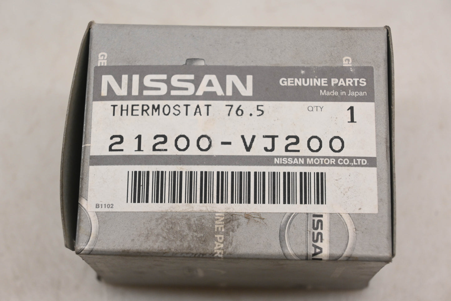 Nissan 21200-VJ200 Thermostat Assembly NOS