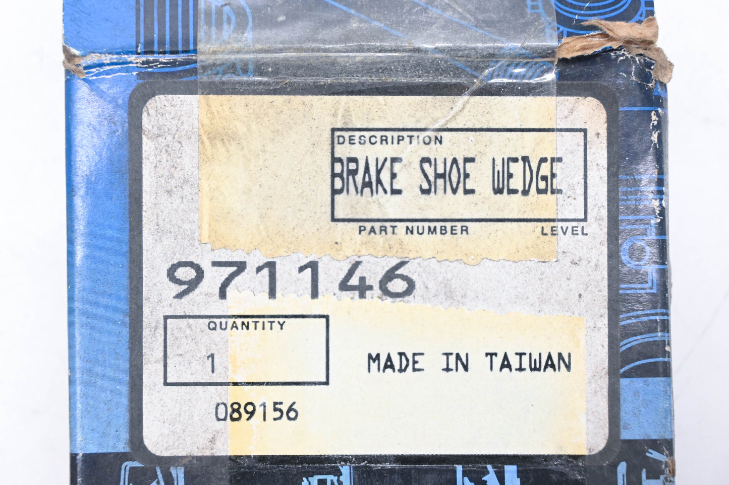 Mitsubishi 971146 Brake Shoe Wedge NOS