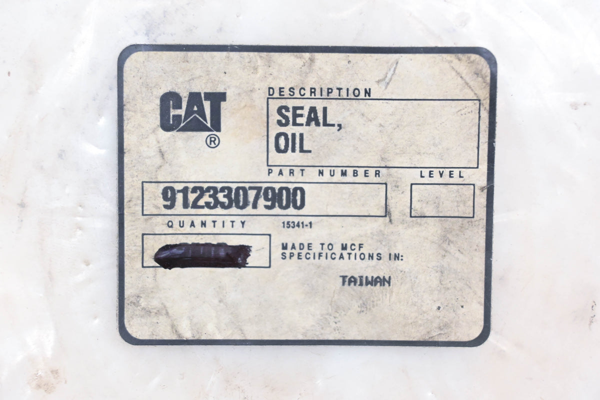 Caterpillar 9123307900, 91233-07900 Oil Seal NOS