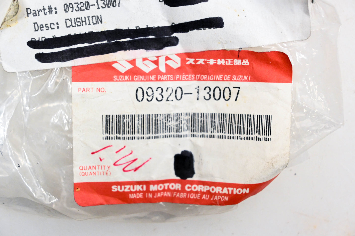 New OEM Suzuki 09320-13007 Rubber Cushion NOS
