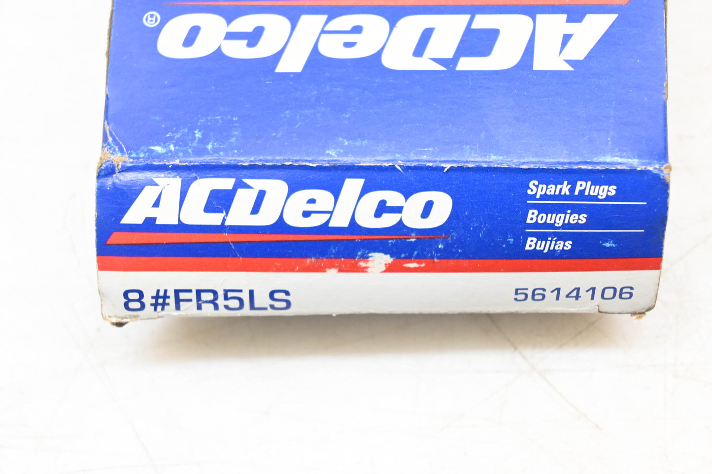 ACDelco FR5LS, 5614106 Spark Plugs Qty 8 NOS