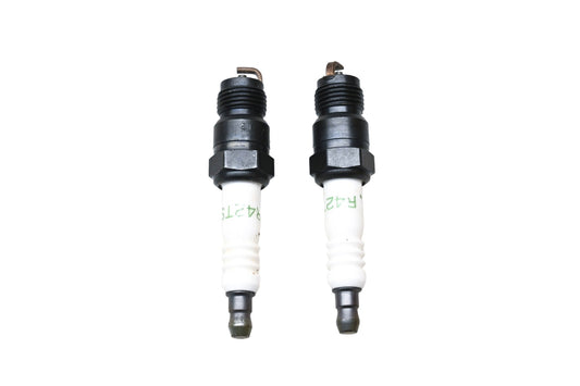 ACDelco R42TS, 5613324 Spark Plugs Qty 2 NOS