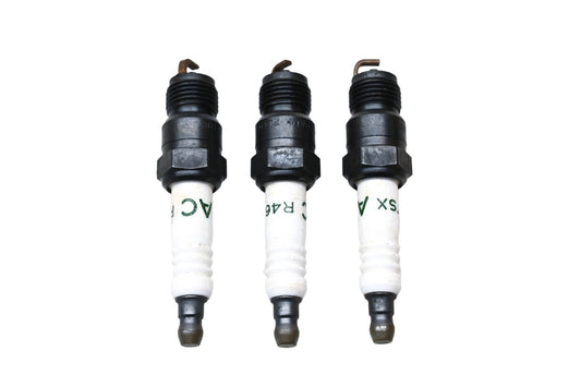 ACDelco R46TSX, 5613883 Spark Plugs Qty 3 NOS