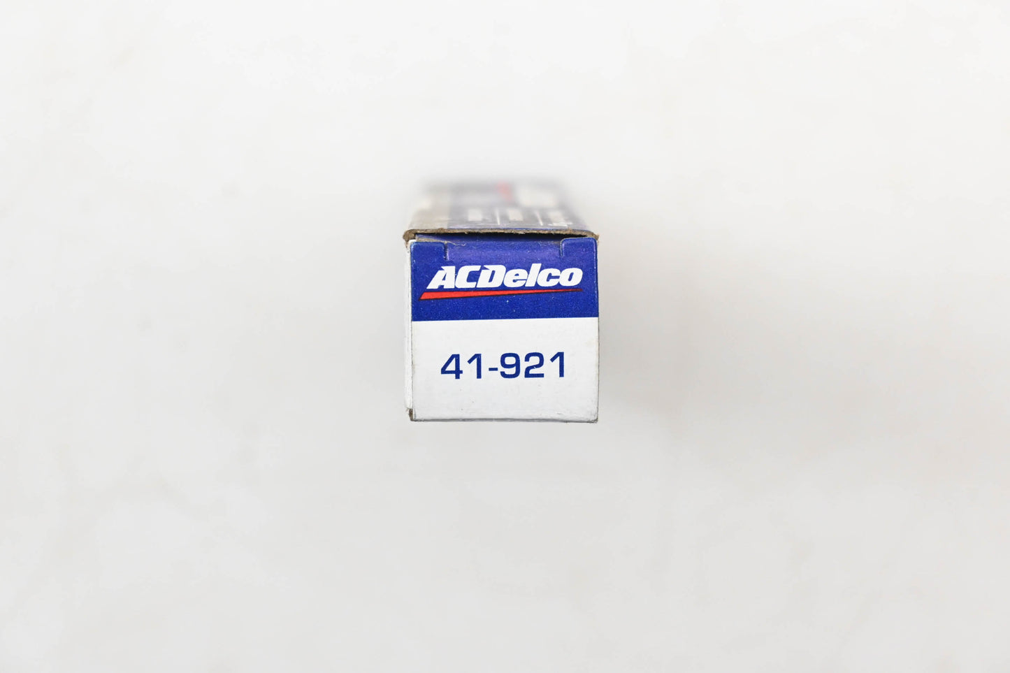 ACDelco 41-921, 25325697 Platinum Spark Plugs Qty 2 NOS