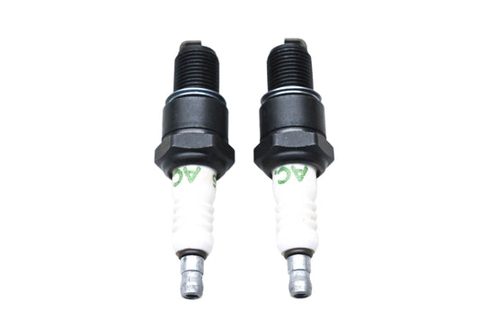 ACDelco R42XLS, 5613100 Spark Plugs Qty 2 NOS