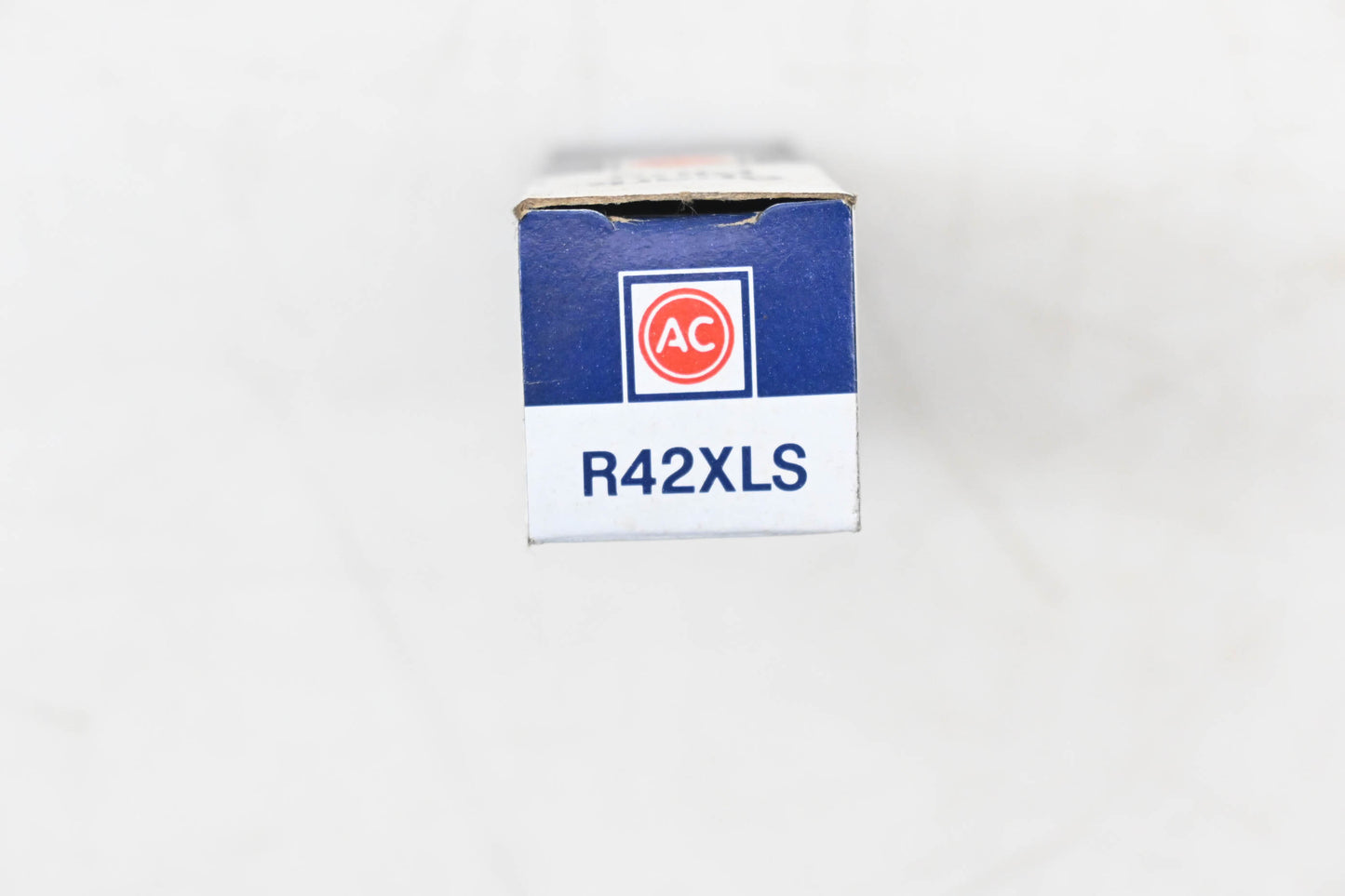 ACDelco R42XLS, 5613100 Spark Plugs Qty 2 NOS