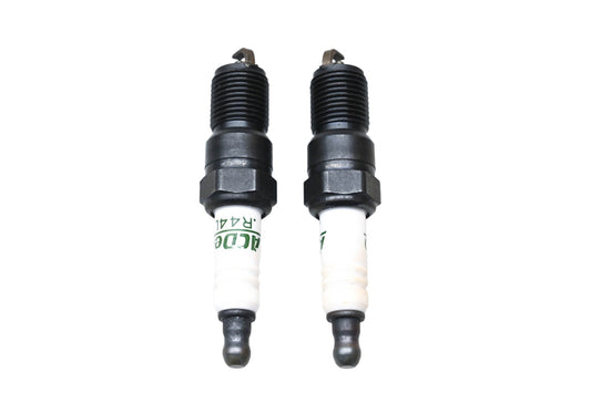ACDelco R44LTS, 5613611 Spark Plugs Qty 2 NOS
