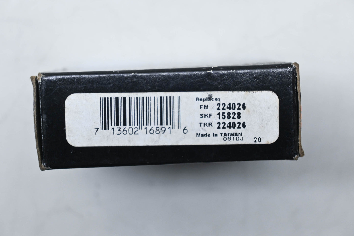 Auto Extra 224026, 15828 Manual Transmission Output Shaft Seal NOS