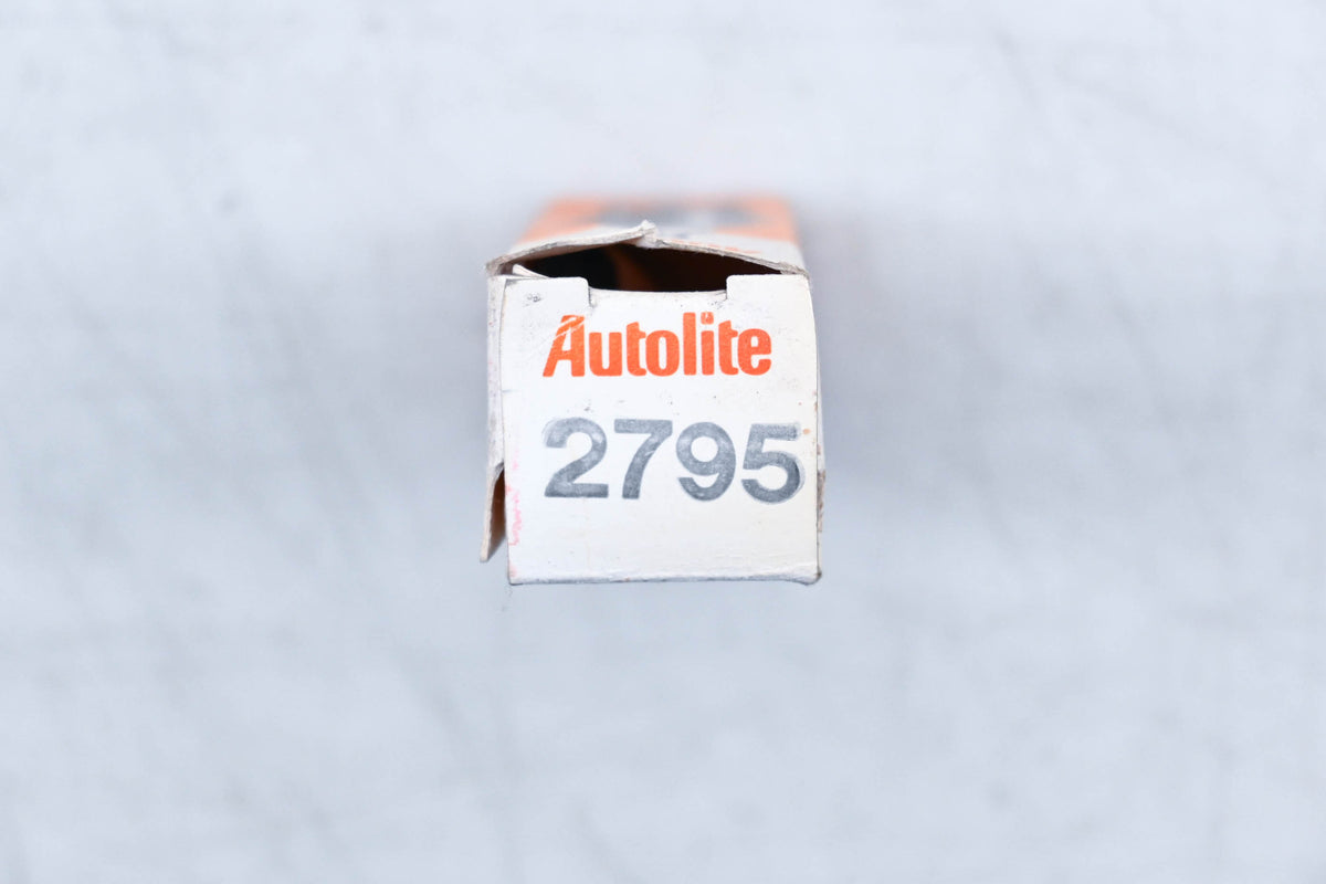 Autolite 2795 Spark Plug Kit Qty 4 NOS