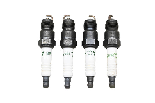 ACDelco R45TS8, 5613721 Spark Plugs Qty 4 NOS