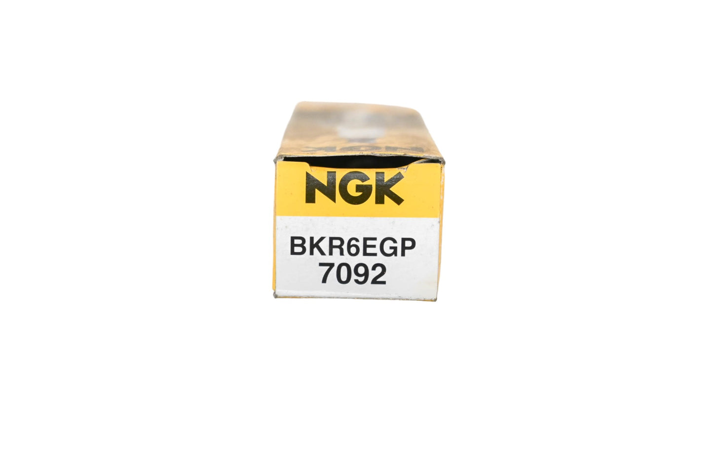 NGK BKR6EGP, 7092 G-Power Platinum Spark Plugs Qty 2 NOS
