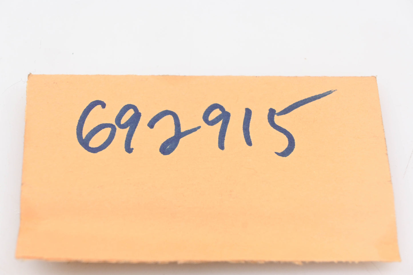 New OEM Briggs & Stratton 692915 Carburetor Mount Gaskets Qty 2 NOS