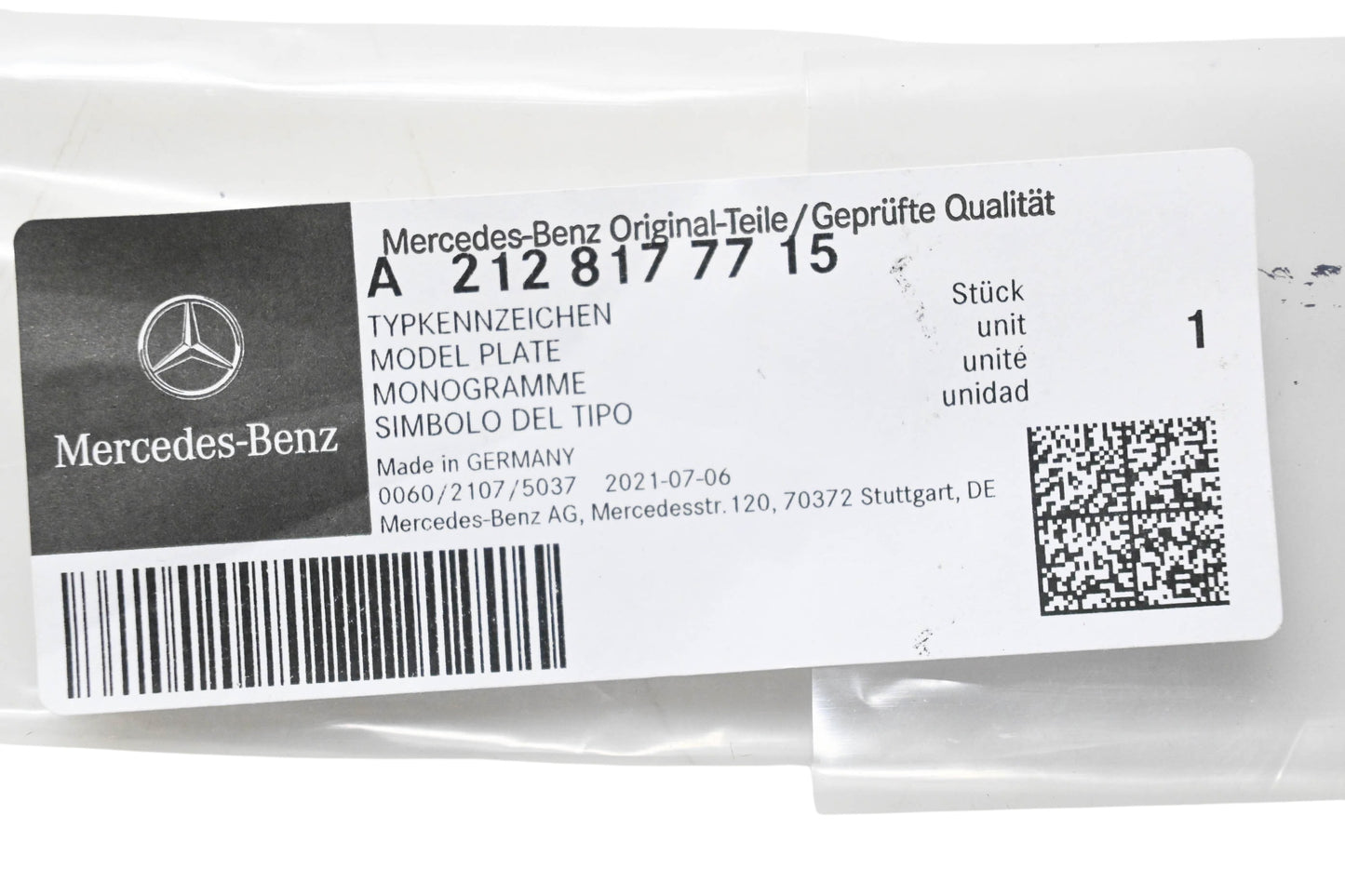 New OEM Mercedes-Benz 212 817 77 15 Model Plate 4-Matic NOS