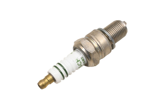 Bosch W225T2 Spark Plug NOS