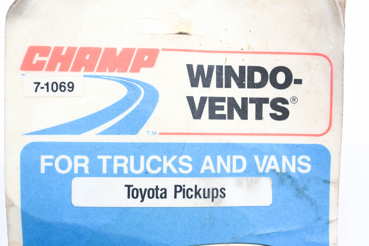 Champ 7-1069 Toyota Pickup Window Vent Kit NOS