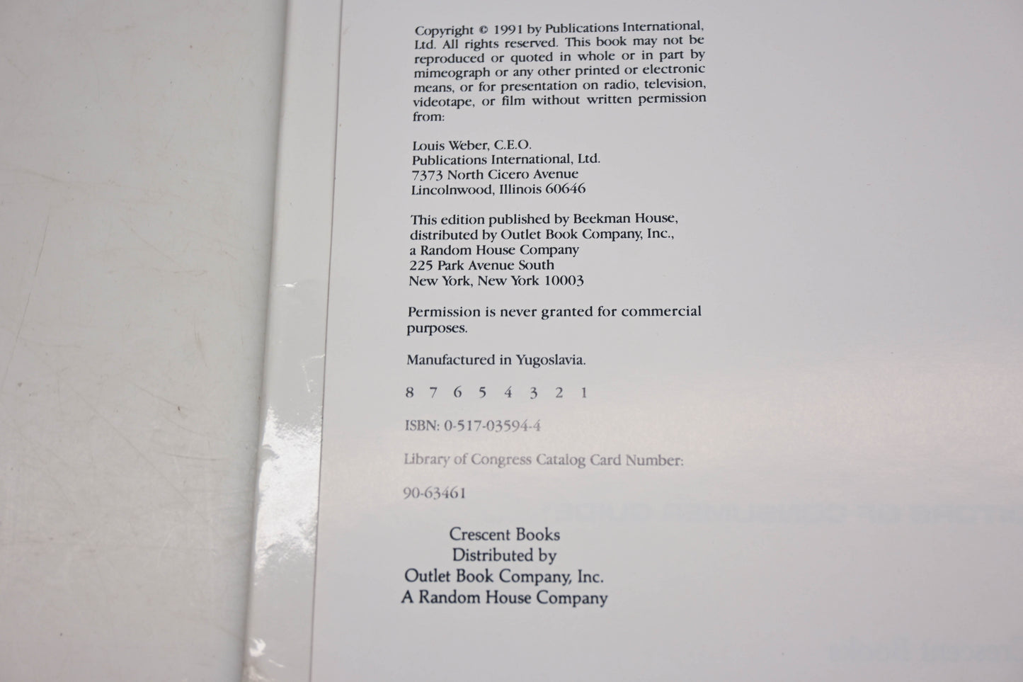 Cresent Books 0-517-03594-4, 90-63461 Collectible Cars Hardcover Book