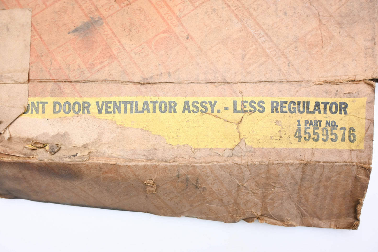 General Motors 4559576 Oldsmobile Front Right Ventilator Window Assembly NOS