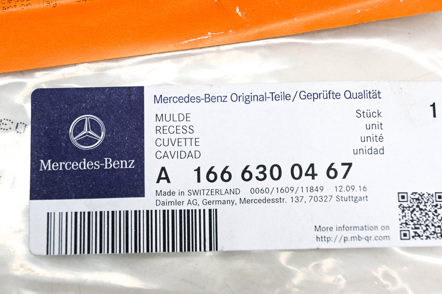 Mercedes A1666300467 Fuel Recess Hatch Assembly NOS