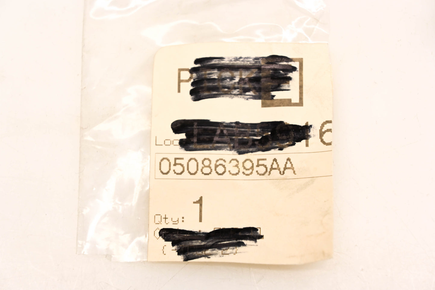 Mopar 05086395AA, 5086395AA Cable Clip NOS