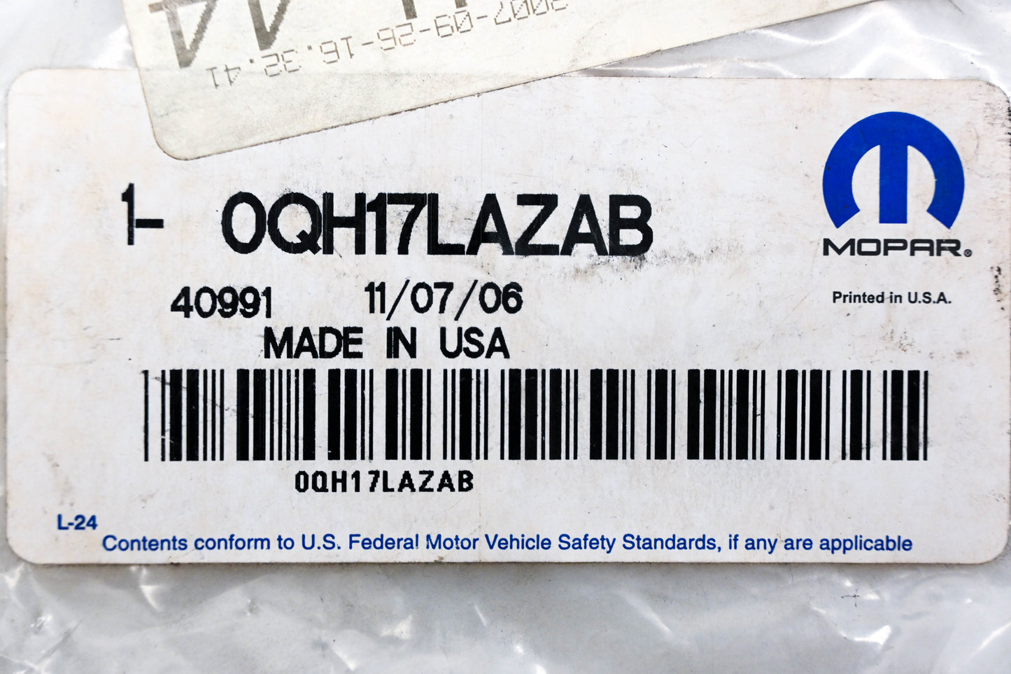 Mopar 0QH17LAZAB, QH17LAZAB Steering Column Upper Shroud NOS