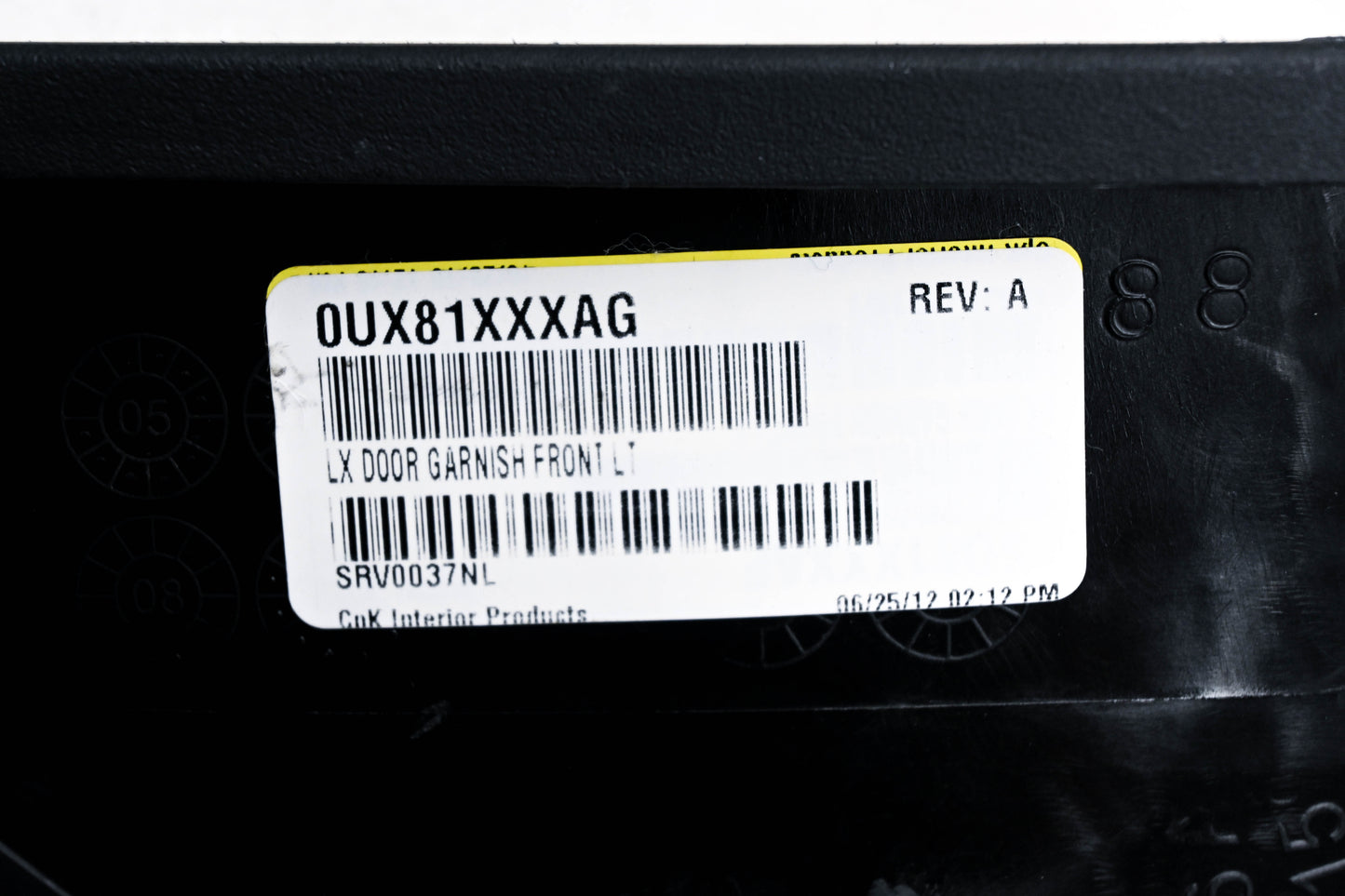 Mopar 0UX81XXXAG, UX81XXXAG Left Front Door Molding NOS