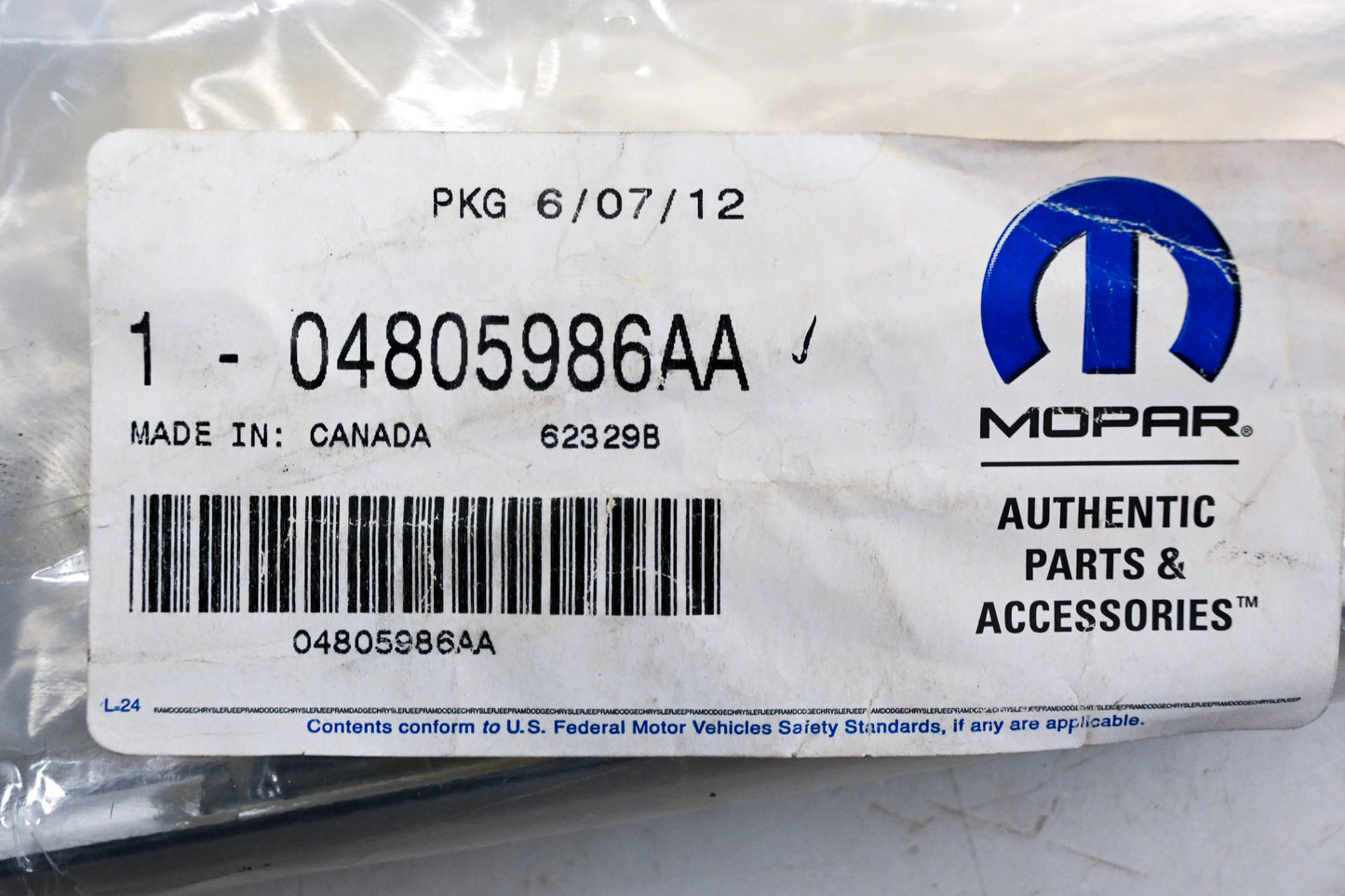 Mopar 04805986AA, 4805986AA Rear Bumper Chrome Molding NOS