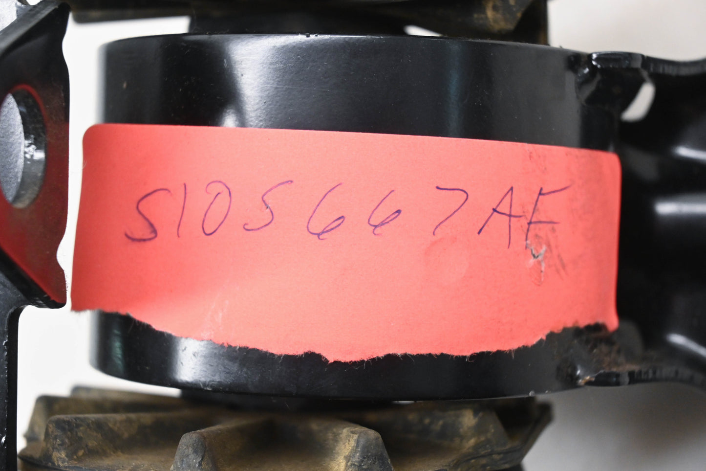 Mopar 05105667AE, 5105667AE Engine Mount NOS