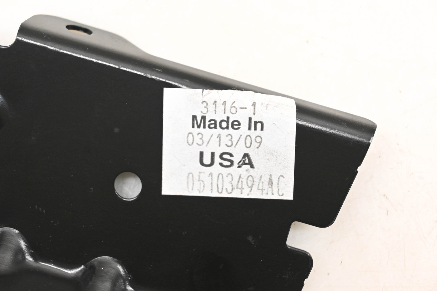 Mopar 05103494AC, 5103494AC Right Fender Mount Bracket NOS