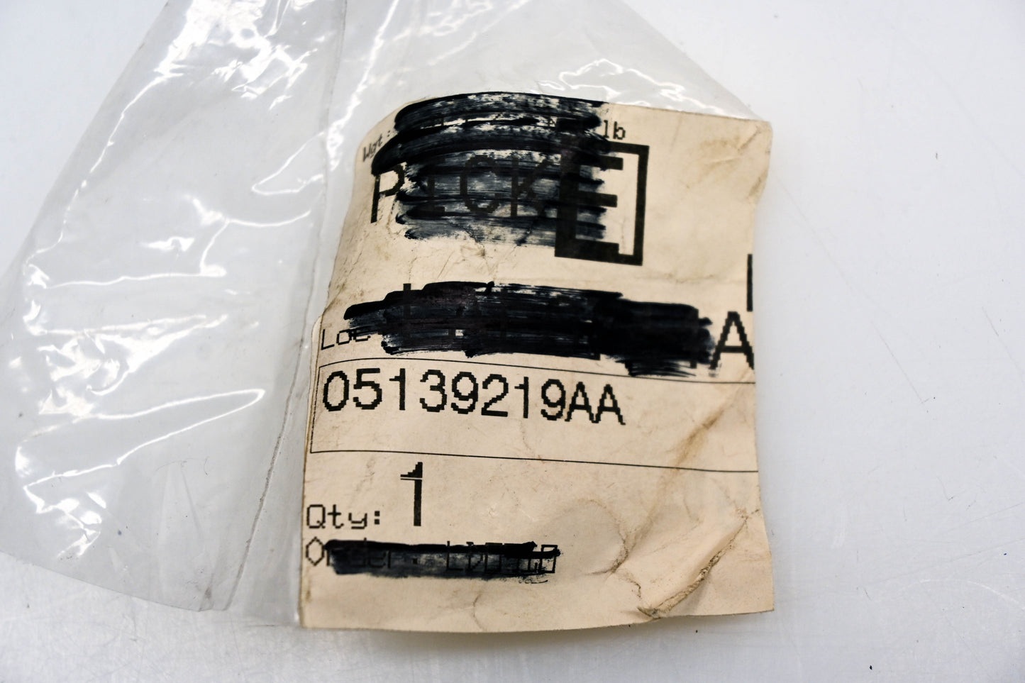 Mopar 05139219AA, 5139219AA Sun Visor Clip NOS